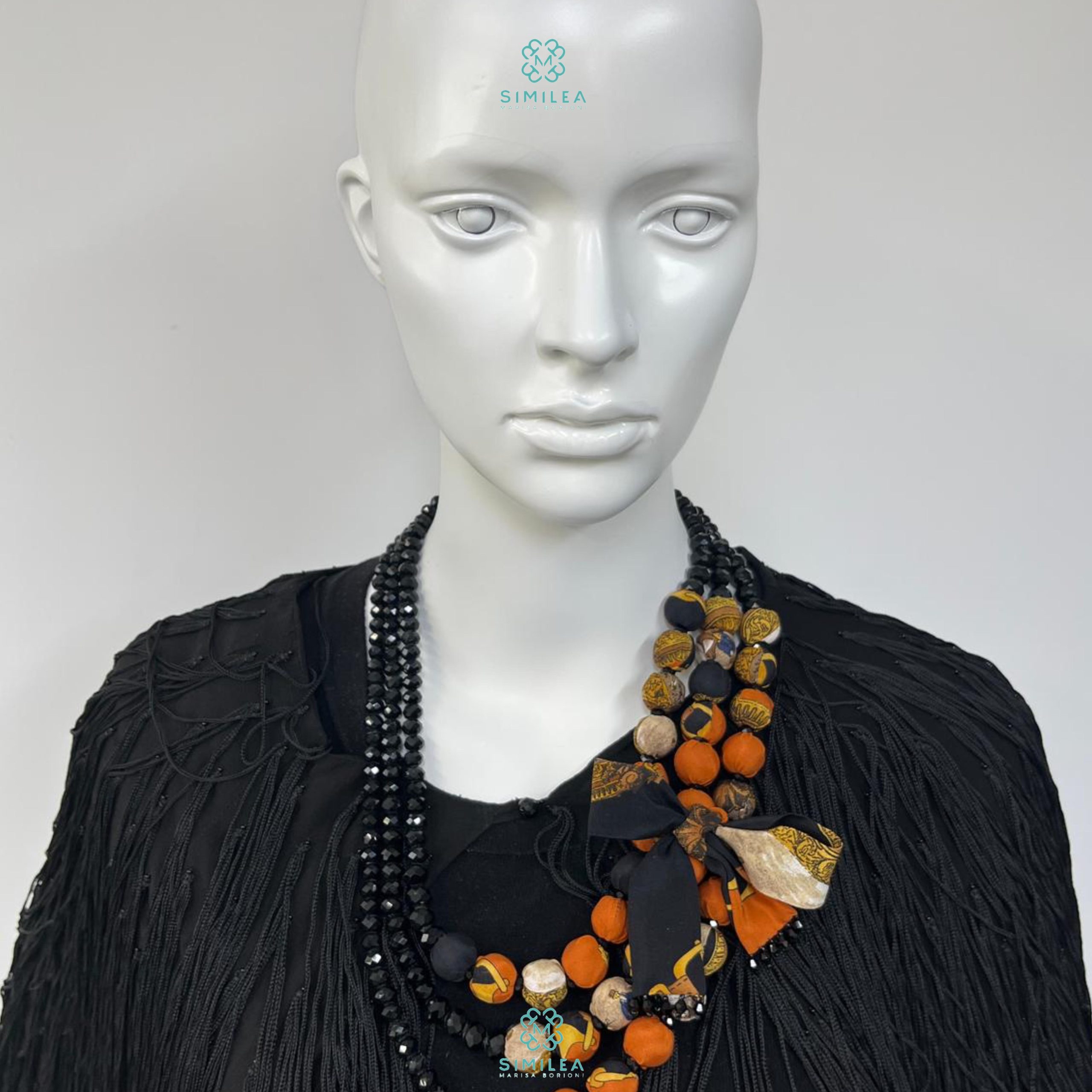 Similea Gioielli - Poncho nero frange - b