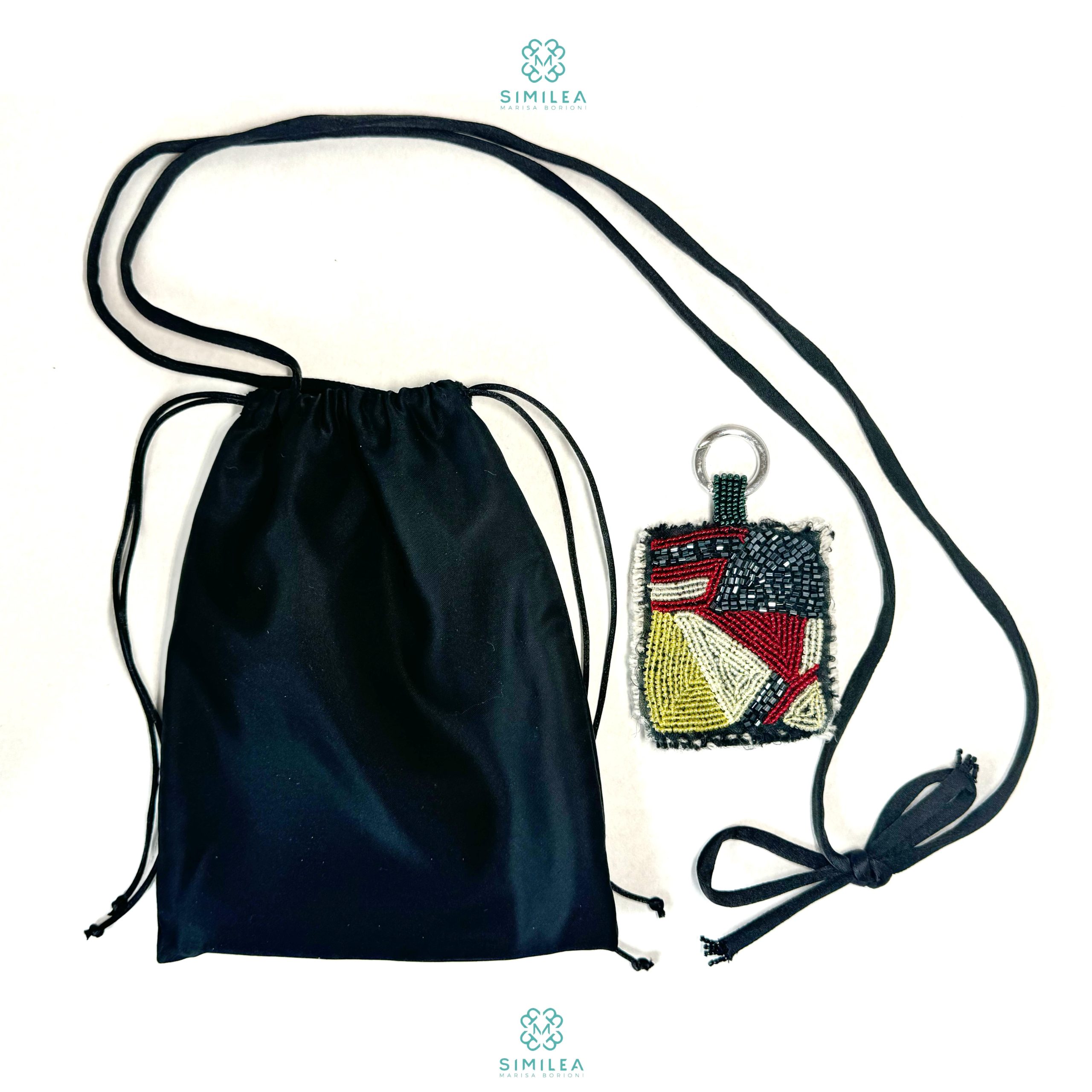 Similea Gioielli - Borsa Mini-B  e porta cuffiette Similea Gioielli - Borsa Mini-B e porta cuffiette separato